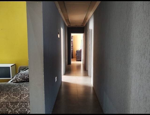 3 BEDROOM HOUSE FOR SALE IN SEBOKENG ZONE 17
